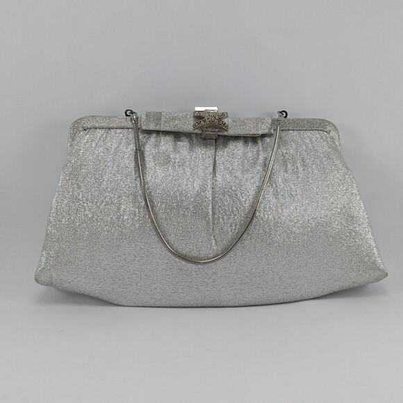 ANDE Vintage 60s Silver Purse with Bowtie Closure - Picture 2 of 9